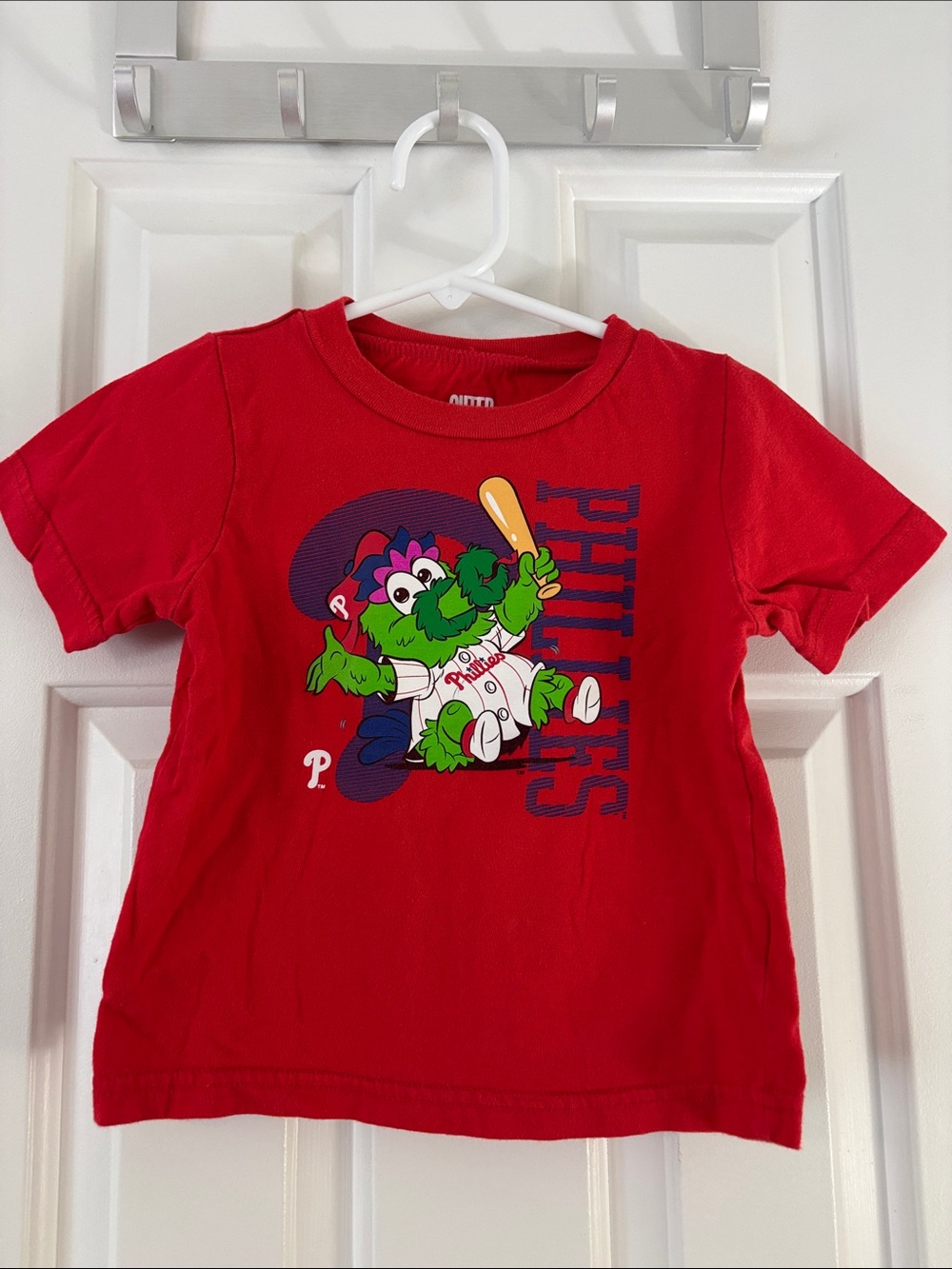 Kids' Red Phillies Mascot Short-Sleeve Tee